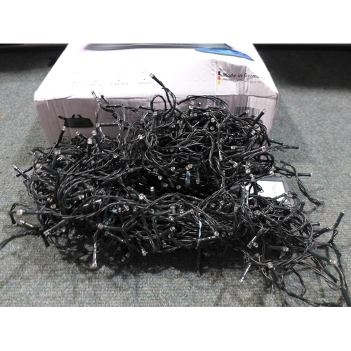 3046 - Christmas Tree Stand & LED String Lights *Item is subject to VAT(319-230,238)