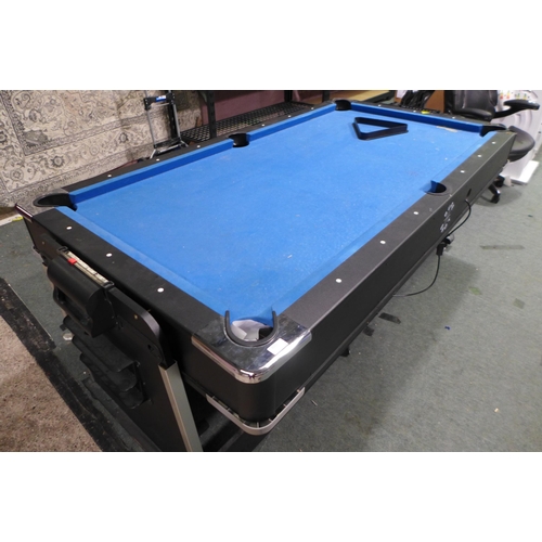 3055 - Sureshot 4-in-1 Multi Games Table, No accessories/damaged. RRP £459.99 + VAT  *Item is subject to VA... 