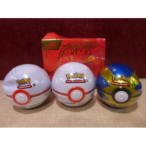 3119 - Pokemon Elite Trainer Box & 3 Pokeballs (Damaged) *Item is subject to VAT(319-472)