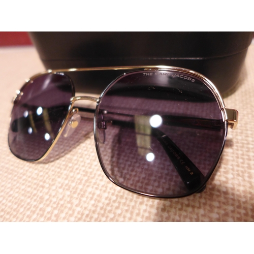 3141 - Marc Jacobs Ladies Sunglasses *Item is subject to VAT(319-179)