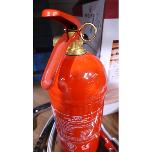 3159 - Reginox Tribezi Chrome Hottap/Tank and Fire Extinguisher *Item is subject to VAT(319-240, 81)