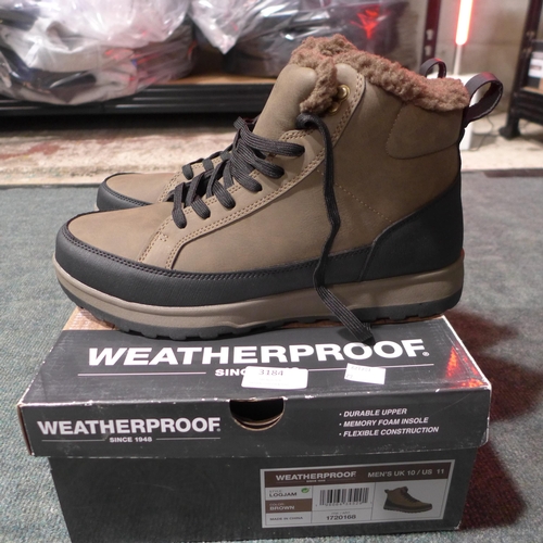 3181 - Pair of men's weatherproof brown boots - UK size 10 * this lot is subject to VAT