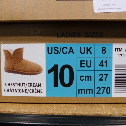 3209 - Pair of ladies chestnut shearling boots, UK size 8 *This lot is subject to VAT