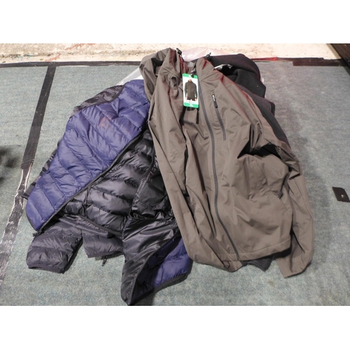 3219 - Quantity of men's jackets  - mixed sizes etc. *This lot is subject to VAT