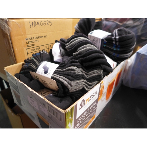 3242 - Quantity of men's Penguin no show trainer socks, UK size: 6-8. *This lot is subject to VAT