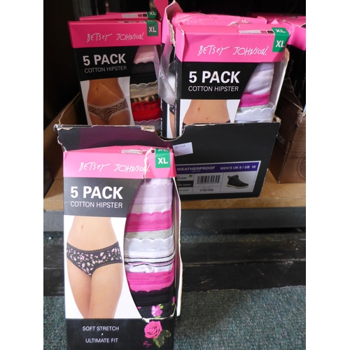 3271 - Quantity of ladies Betsey Johnson briefs (mainly size XL). *This lot is subject to VAT