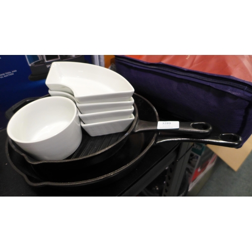 3289 - 5 Dishes and Cast Iron Grill & Skillet   *Item is subject to VAT(319-504,505)