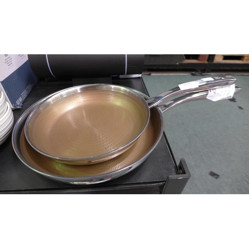 3316 - 2x Masterpro Fry Pan *Item is subject to VAT(319-478)