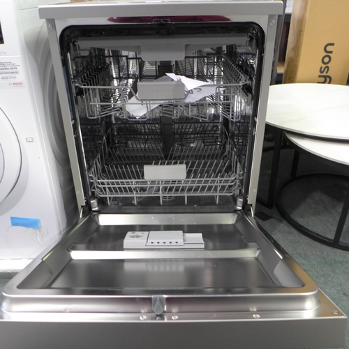 3364 - Samsung Silver Dishwasher (model:- DW60M6050FS/EU), original RRP £379.99 + VAT *Item is subject to V... 