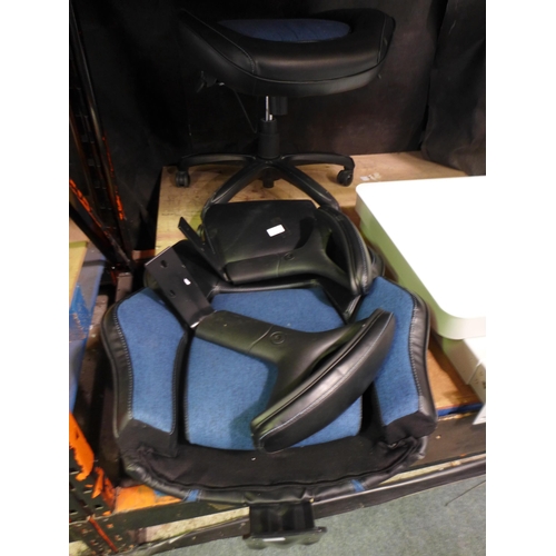 3453 - True Innovations 3D Insight Gaming Chair - Incomplete , original RRP £134.99 + VAT *Item is subject ... 