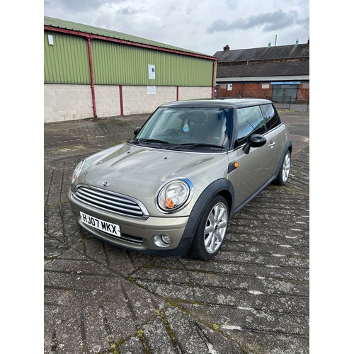 2391 - Mini Cooper EURO4 2007 with a manual gearbox HJ07 MKX 1598cc MOT 20.07.24 - 101139 recorded miles - ... 