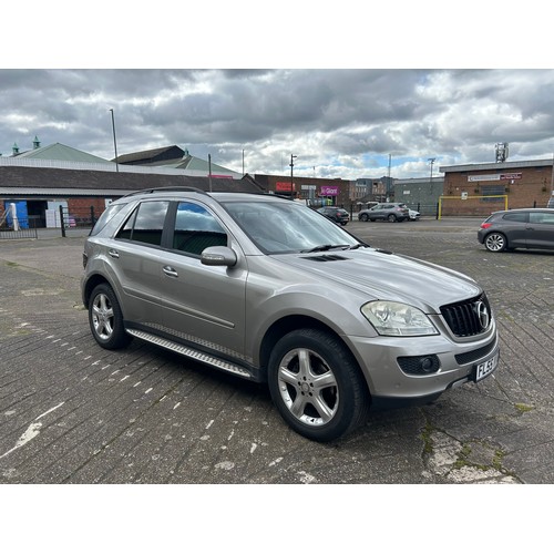 2392 - Mercedes ML320 CDi Sport 2005 with an automatic gearbox  FL55 VVG 2987cc  Diesel MOT 21.09.24 (disab... 