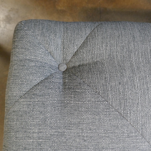 1407 - A grey weave buttoned footstool