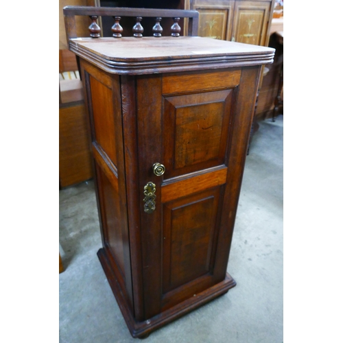 143 - A Victorian mahogany pot cupboard