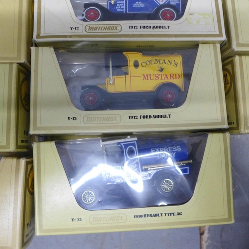 1155 - A collection of model vehicles, twelve Matchbox Models of Yesteryear including Y-27 1922 Foden C typ... 