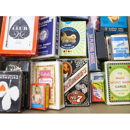 720 - A collection of vintage playing cards