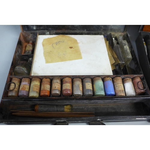 763 - Two artists paint sets, Winsor & Newton with oil paints and one other with powdered paints, early 20... 