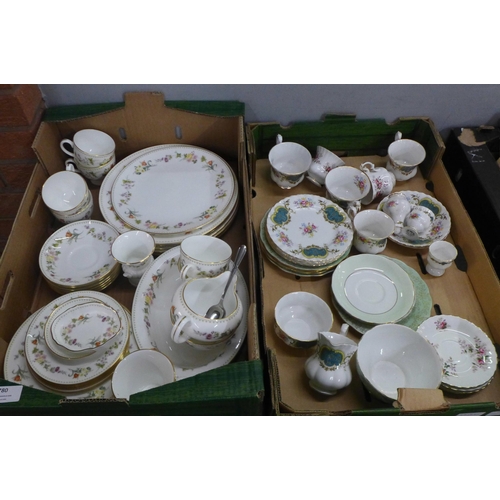 780 - Wedgwood Mirabelle R4537 tea and dinnerwares, six setting, cups, saucers, dinner, tea and side plate... 