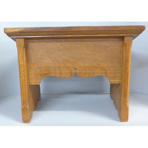 791 - A Robert 'Mouseman' Thompson oak lectern, a/f