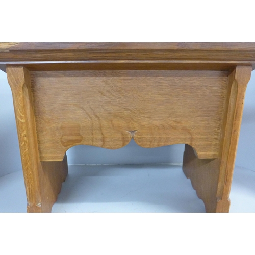 791 - A Robert 'Mouseman' Thompson oak lectern, a/f