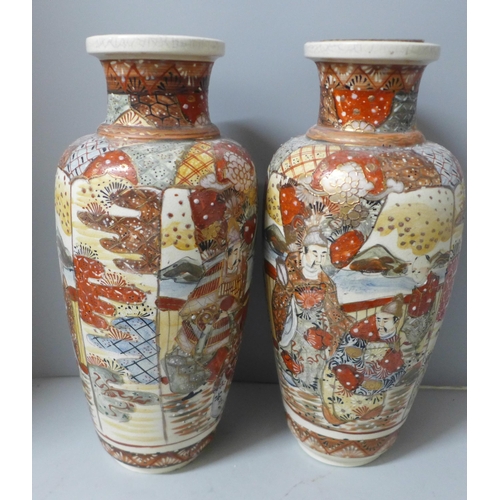 811 - A pair of Japanese Satsuma vases, 36cm