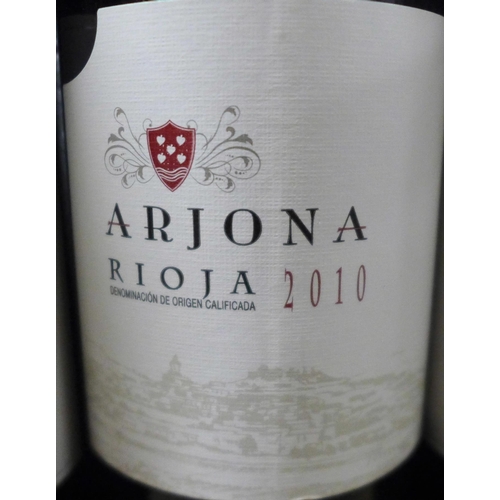 813 - Five bottles of Rioja, two Monte Araya Selection Especial, 2010 and three Arjona 2010