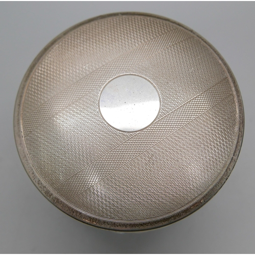 849 - A silver topped cut glass jar, lid 42g, diameter 92mm