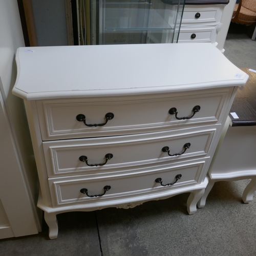 1641 - A white three drawer chest