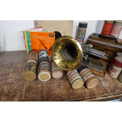 250 - An early 20th Century oak cased Columbia Phonograph Graphophone, with horn speaker, needles, a large... 