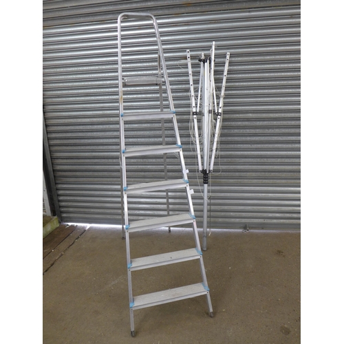 2188 - A Beldray 7-rung aluminium stepladder and rotary washing line