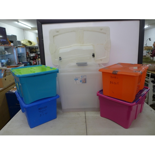 2358 - 8 Assorted plastic storage boxes