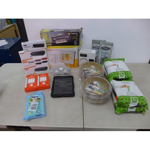 2359 - 2 Boxes of assorted items including Runmeihe air fryer liners, Brabantia bin bags, candles, laminato... 