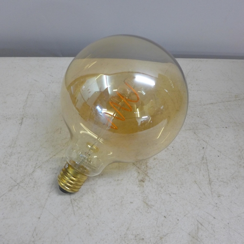 2073 - Ten large vintage style screw in light bulbs with decorative filaments