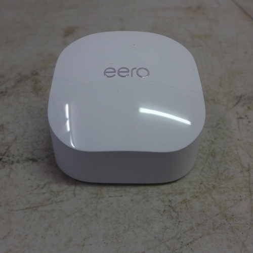 2075 - An Eero 6 dual band mesh wi-fi router - boxed