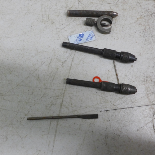 2084 - A small amount of watch repair tools