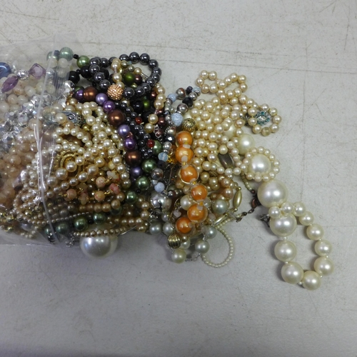 2104 - 3 Bags of costume jewellery