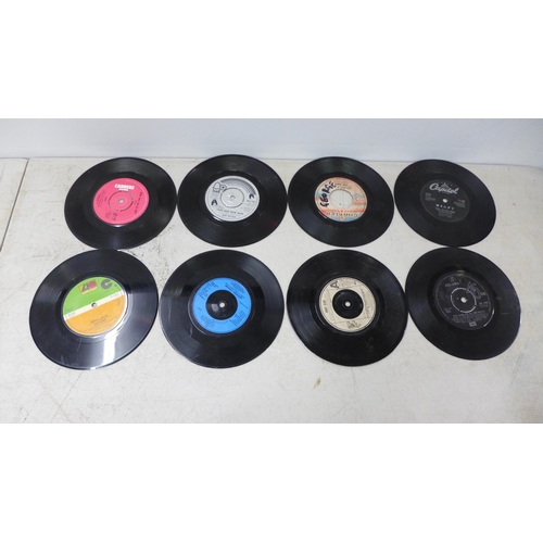 2116 - 7 Boxes of singles and LPs in a wide range of different music styles and genres - approximately 650 ... 