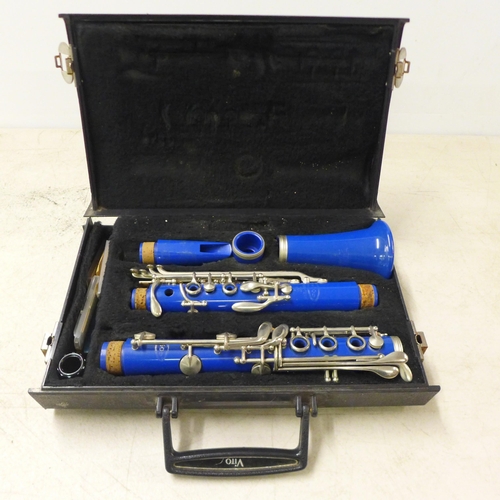 2118 - A Dazzler Reso-tone blue clarinet in case