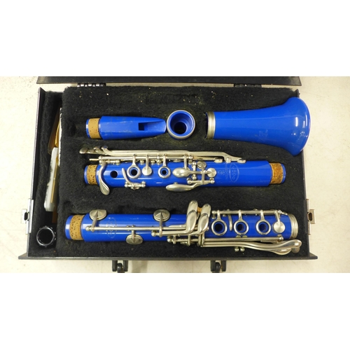 2118 - A Dazzler Reso-tone blue clarinet in case