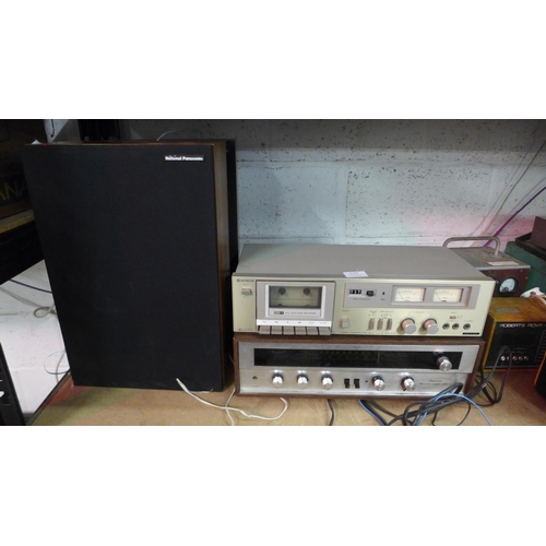 2122 - An Hitachi tape deck, a Sansui radio and pair of Panasonic speakers