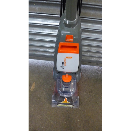 2141A - A Vax Rapide carpet cleaner