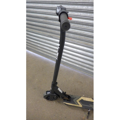 2170 - 2 Electric scooters; Xiaomi and A Zinc Eco - Police repossession