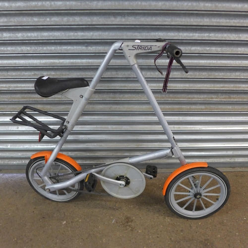 2173 - A Strida folding bike