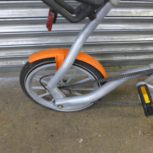 2173 - A Strida folding bike