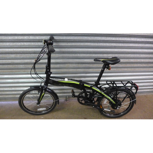 2183 - A Carrera Crosscity E folding aluminium electric bike with charger and key - unused - stood for two ... 