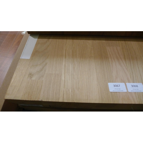 3067 - Solid Oak Worktop, 3000x602x40 Original RRP  £788.33 inc. vat (441-21)  * This lot is subject to vat