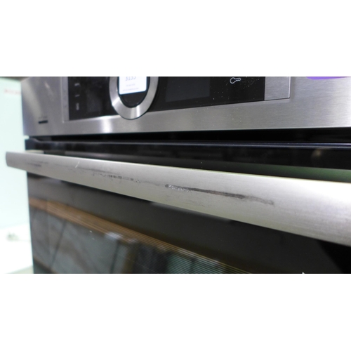 3155 - Bosch Serie 8 Home Connect Single Pyrolytic Oven - Scuffed Handle - H595xW595xD548  - Model no. HBG6... 