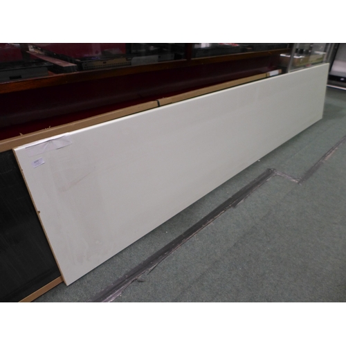 3255 - White Worktop - 3050x600x28mm  Original RRP  £91.67 inc. vat (441-20)  * This lot is subject to vat