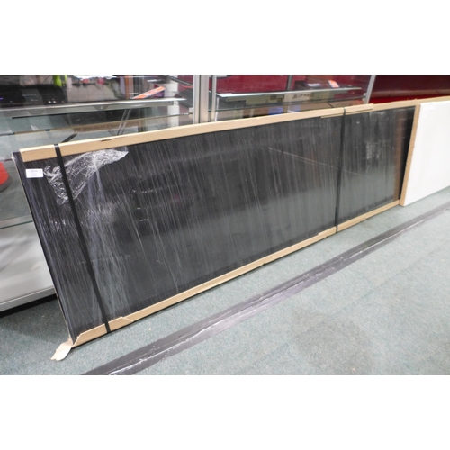 3256 - Black Matt Worktop - 4000x602x38 Original RRP  £606.67 inc. vat (441-9)  * This lot is subject to va... 