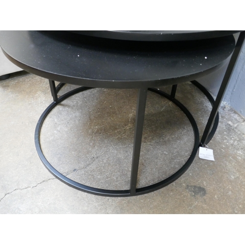 1389 - A pair of circular metal coffee tables